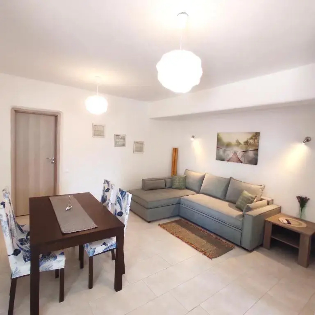 Avalon cosy apartments Ginger, 1 bedroom villa with shared swimming pool