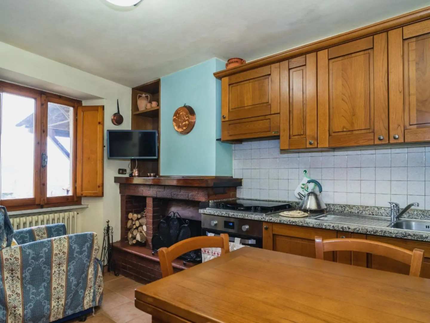 Cheerful holiday home in Poggio with private garden