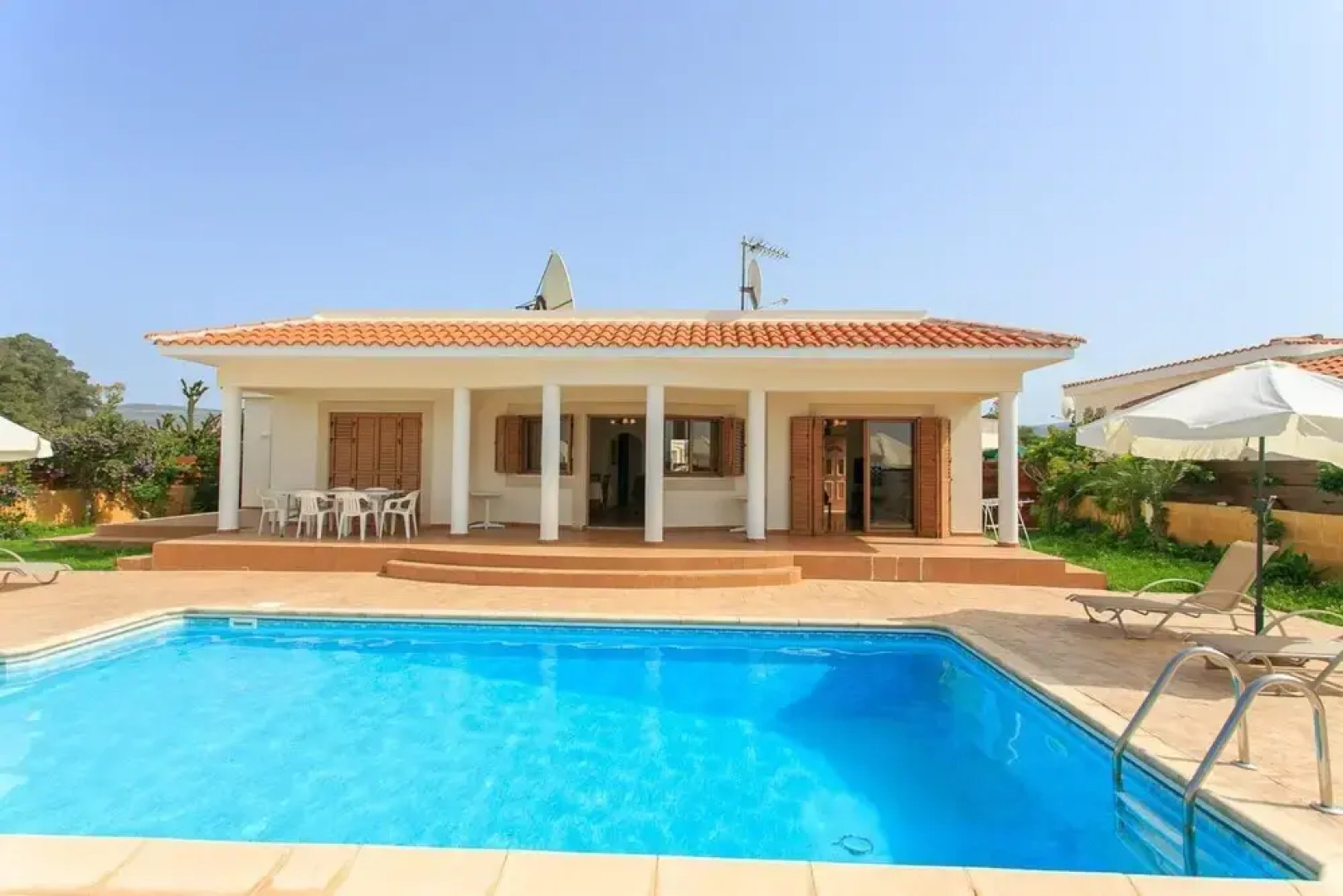 Achilles Beach Villa Large Private Pool Walk to Beach Sea Views A C Wifi Car Not Required - 2050