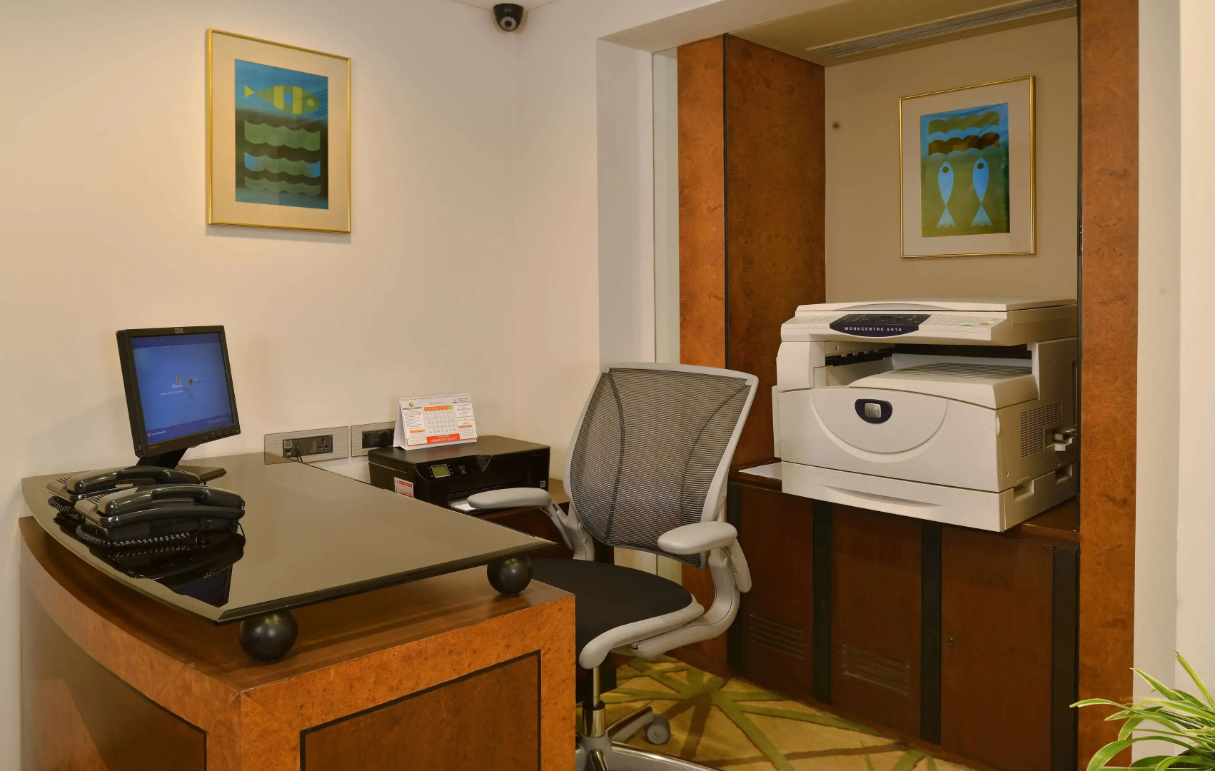 Hotel Marine Plaza Mumbai