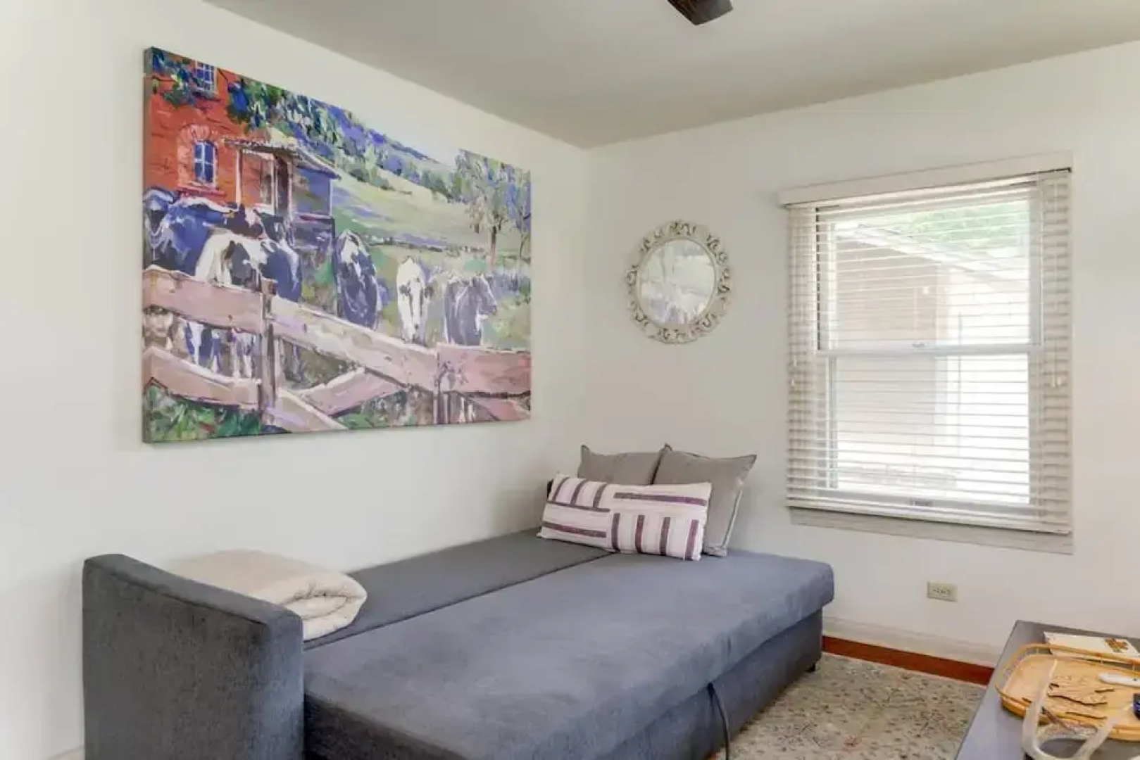 5 2 two Kings hot tub Firepit 16min to Wine Trail Nearby Pickleball Courts Pool