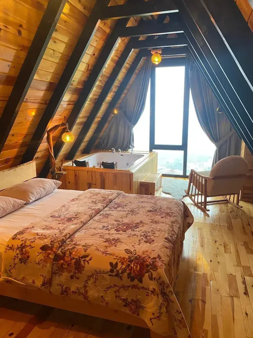 Si̇fla Bungalov & Resturant