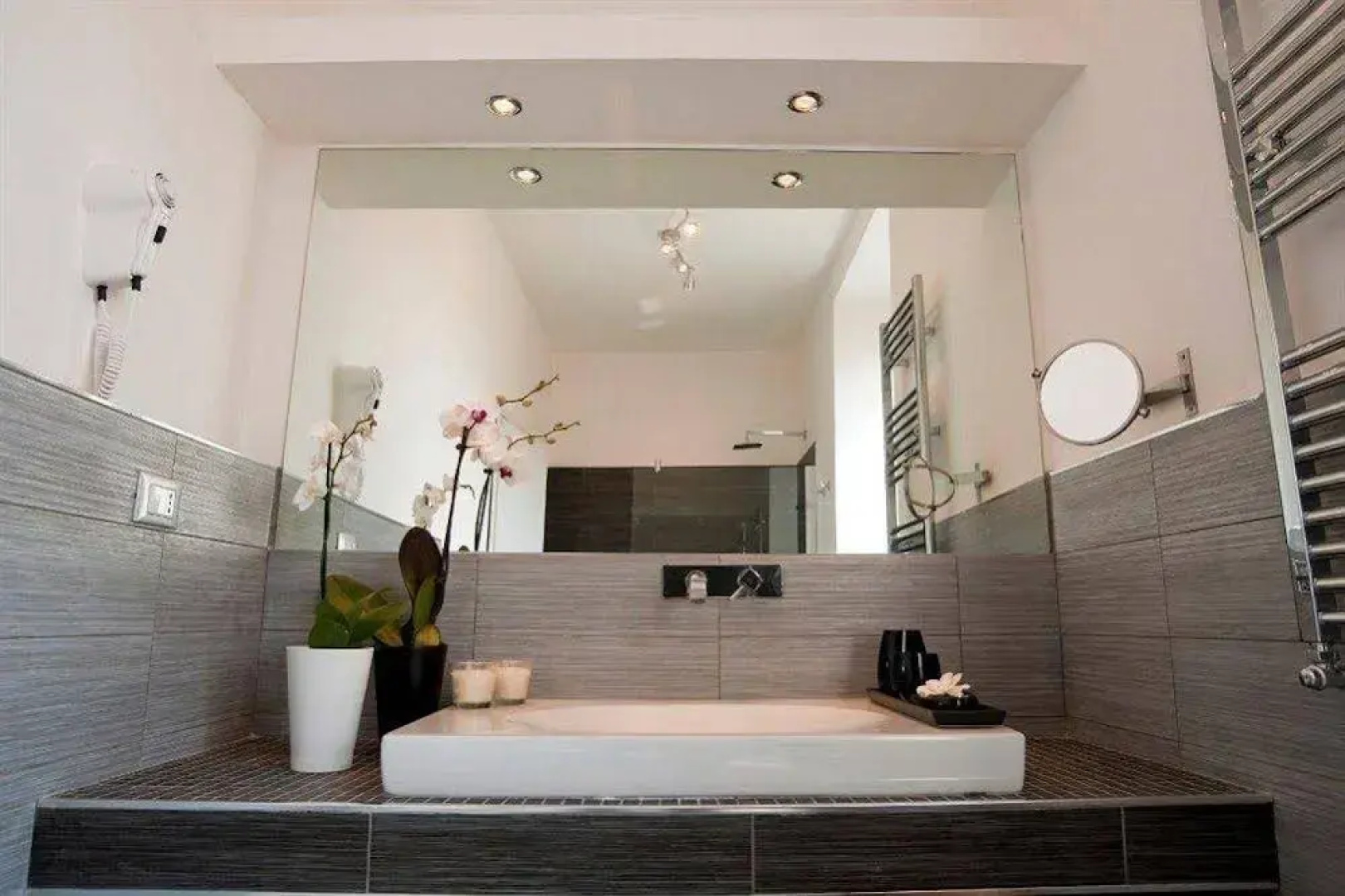 Iulia Guest House