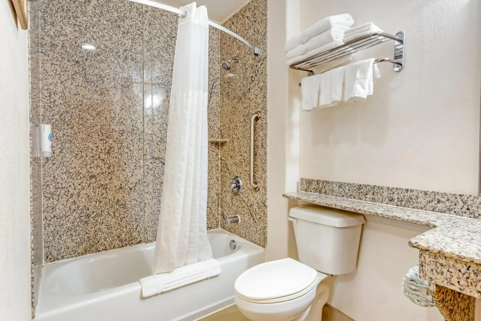 Comfort Inn & Suites Chesapeake - Portsmouth