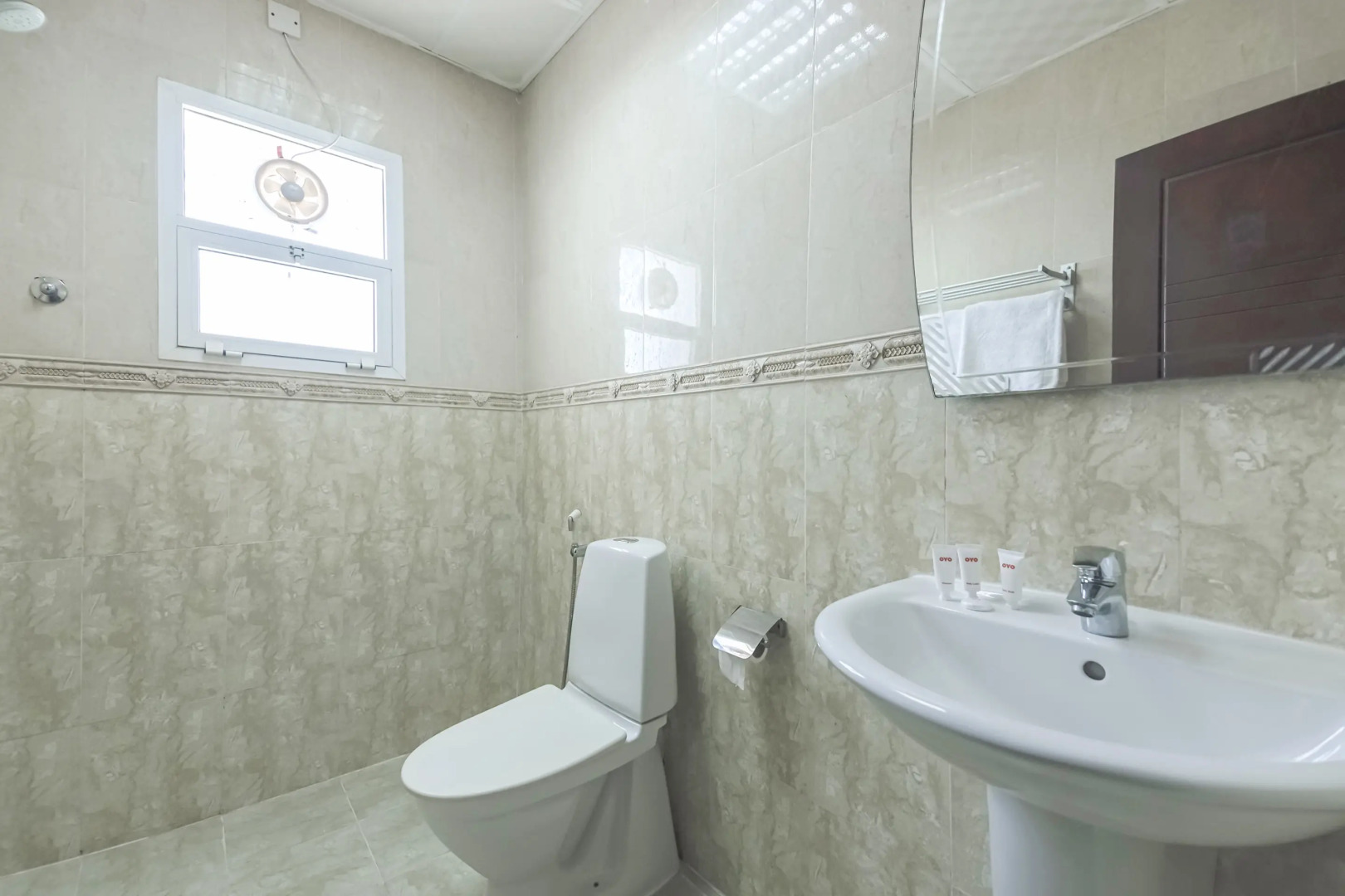 Super OYO 111 Al Thabit Hotel