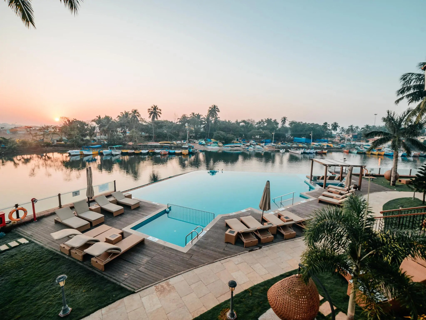 Acron Waterfront Resort