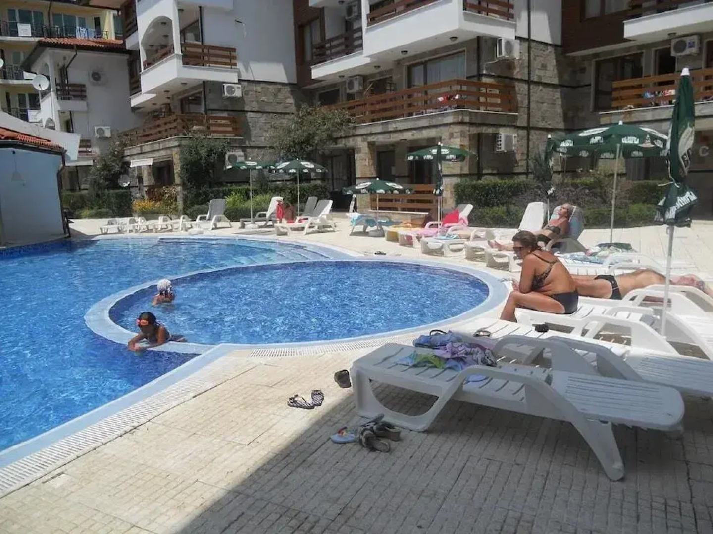 VM Apartments Robinson Beach