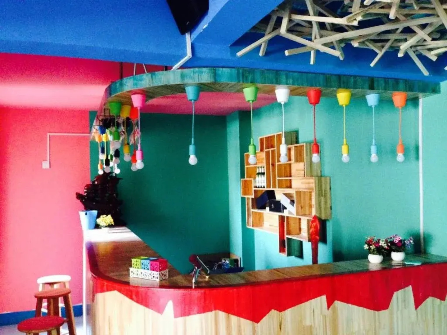 Huakai Shijian Youth Hostel