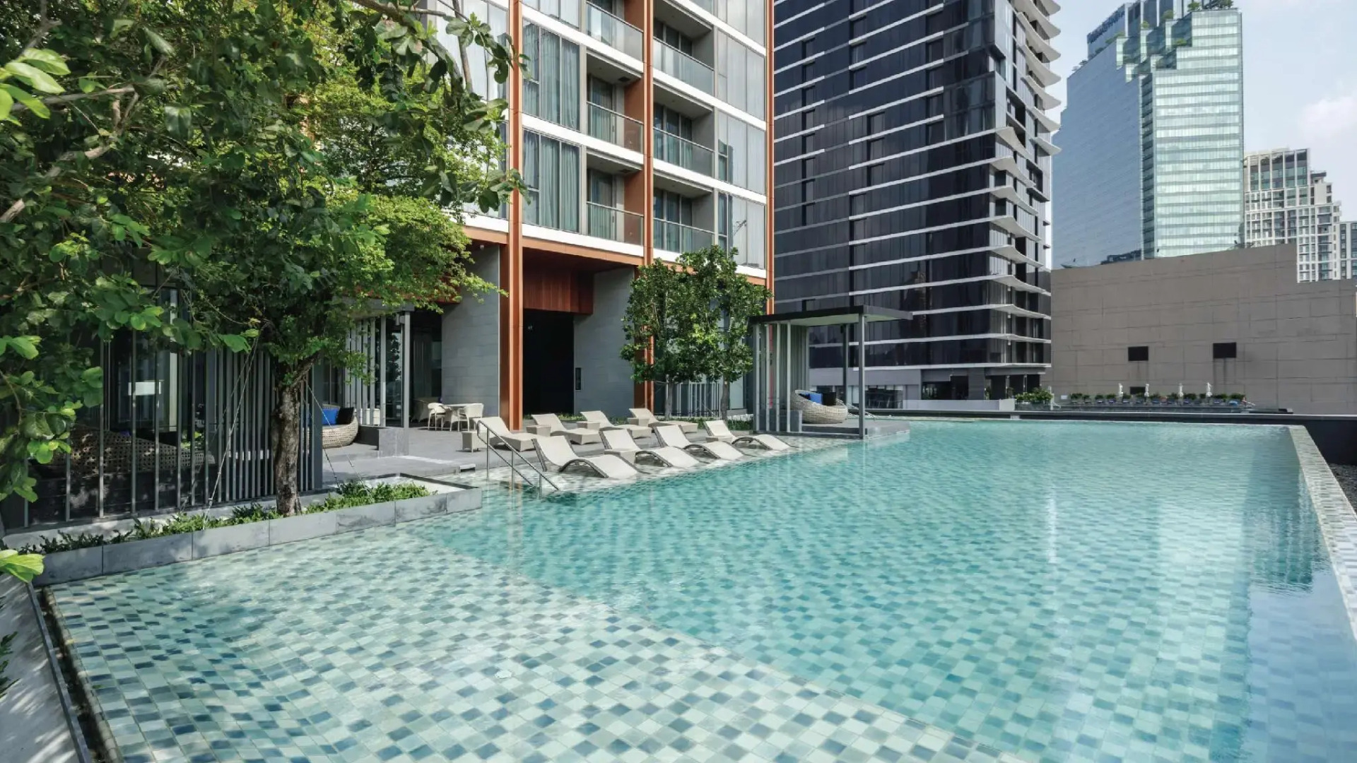 Oakwood Suites Bangkok