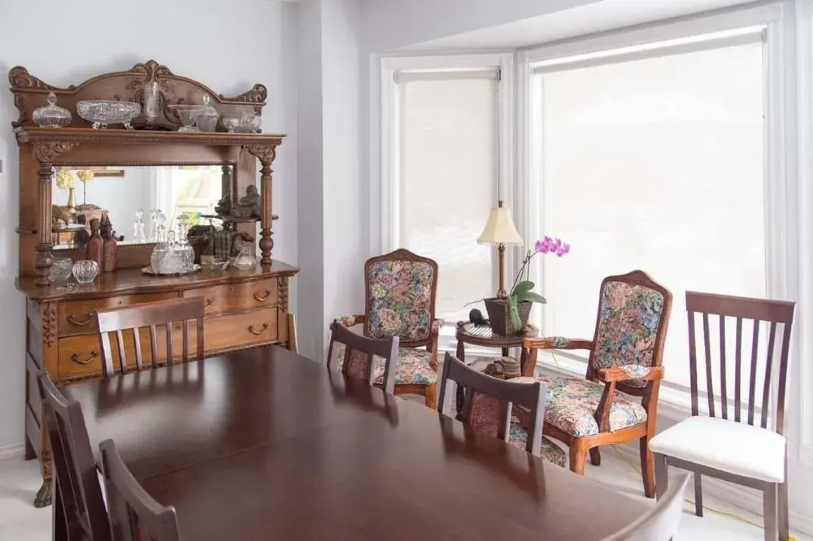 Gypsy by the Lake B & B