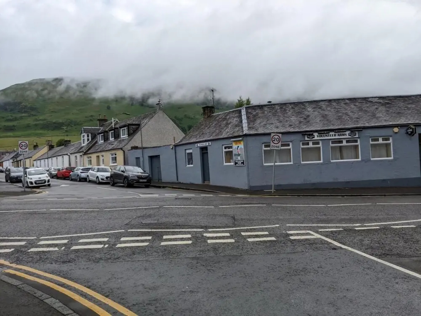 Superb 2 Bedroom Flat Tillicoultry