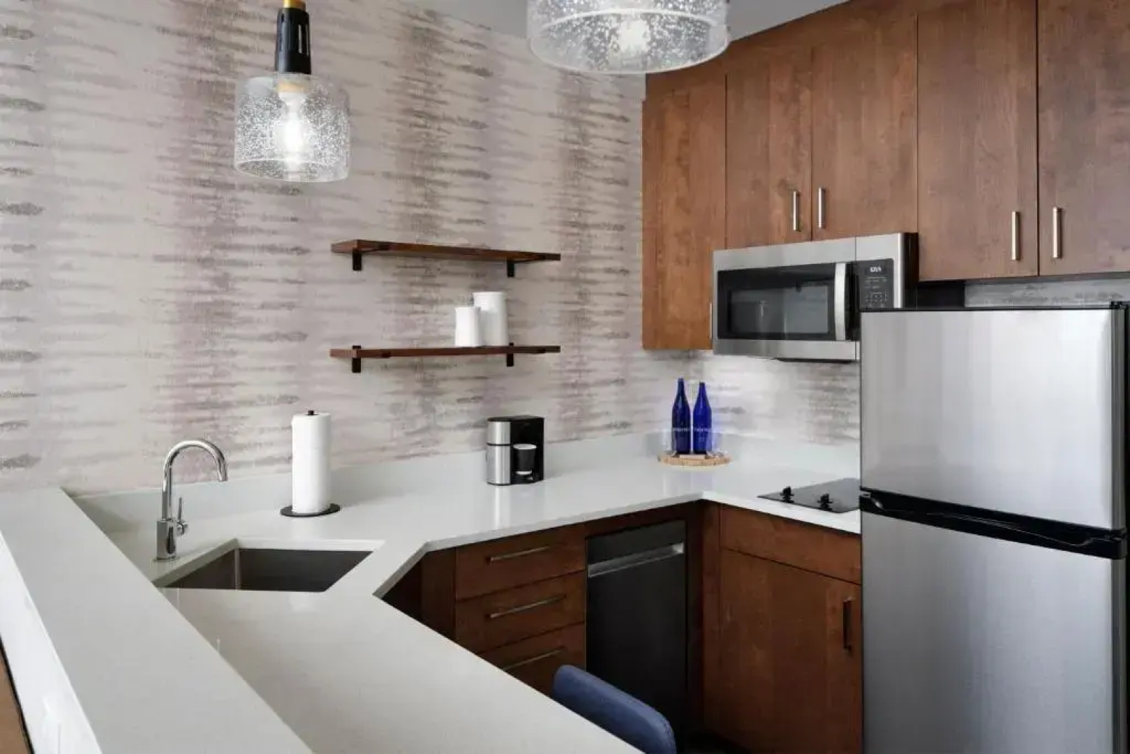 Inn at Bellefield / Hyde Park