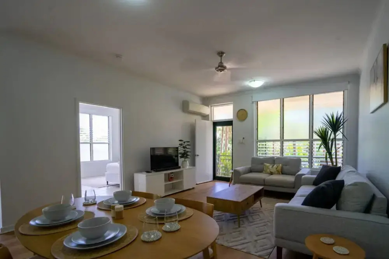 Nightcliff Retreat Stylish 2BR Apt Near Foreshore