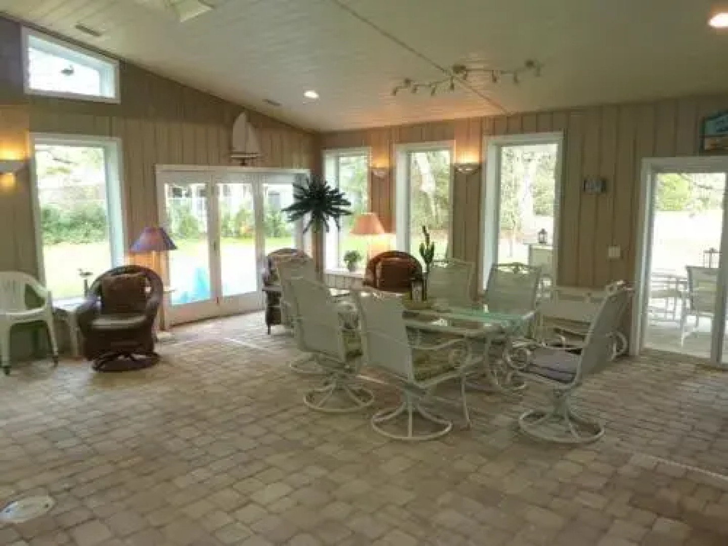 Newmans Beachview Home