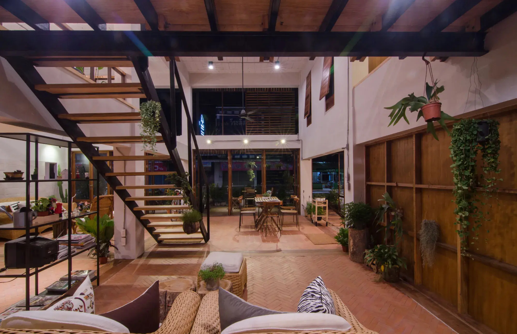 Happynest Inspiring Hostel