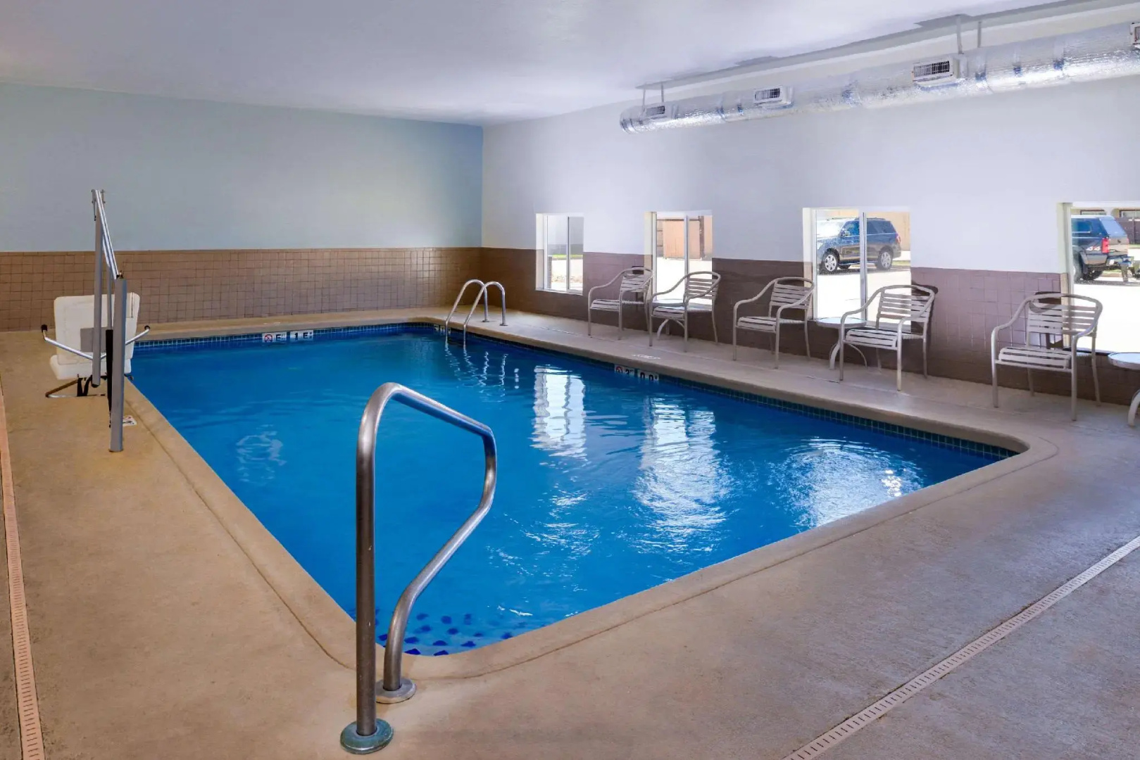 Holiday Inn Express And Suites Joplin Southeast by IHG