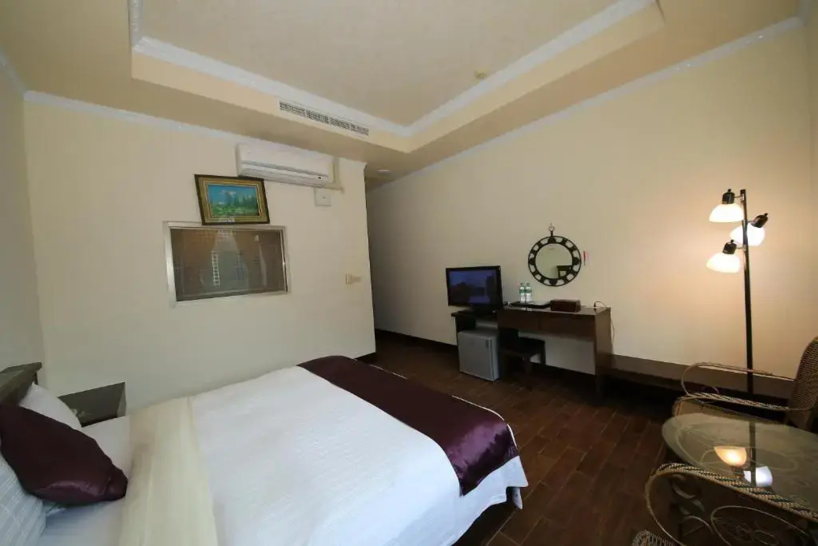 Yotai Spring Guest House