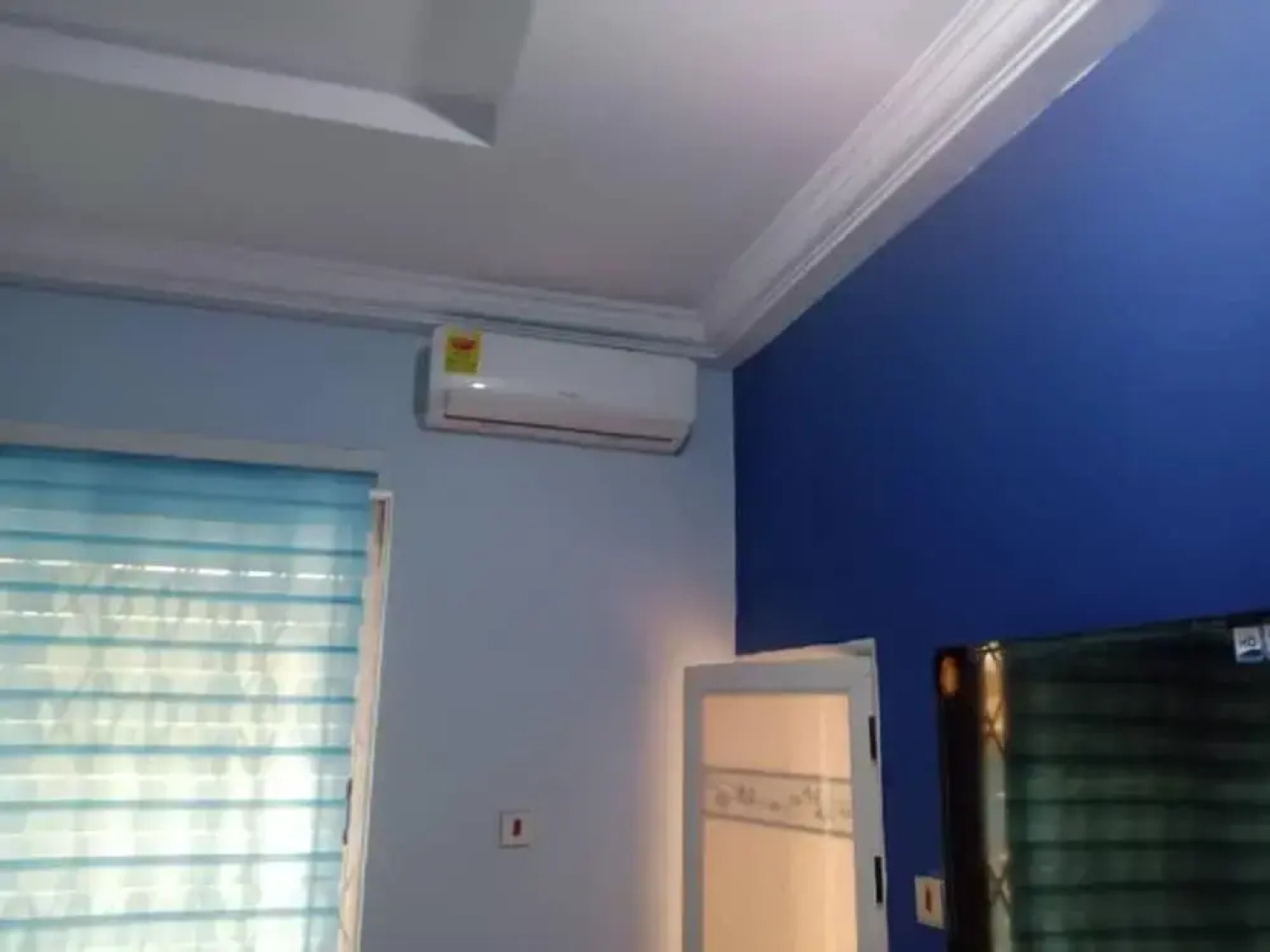 Dexxy's palace hotel