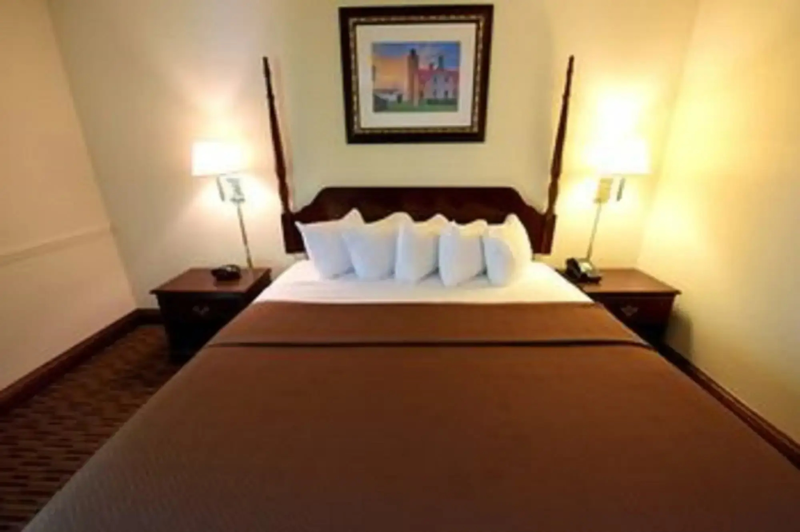 Waterfront Inn - Mackinaw City
