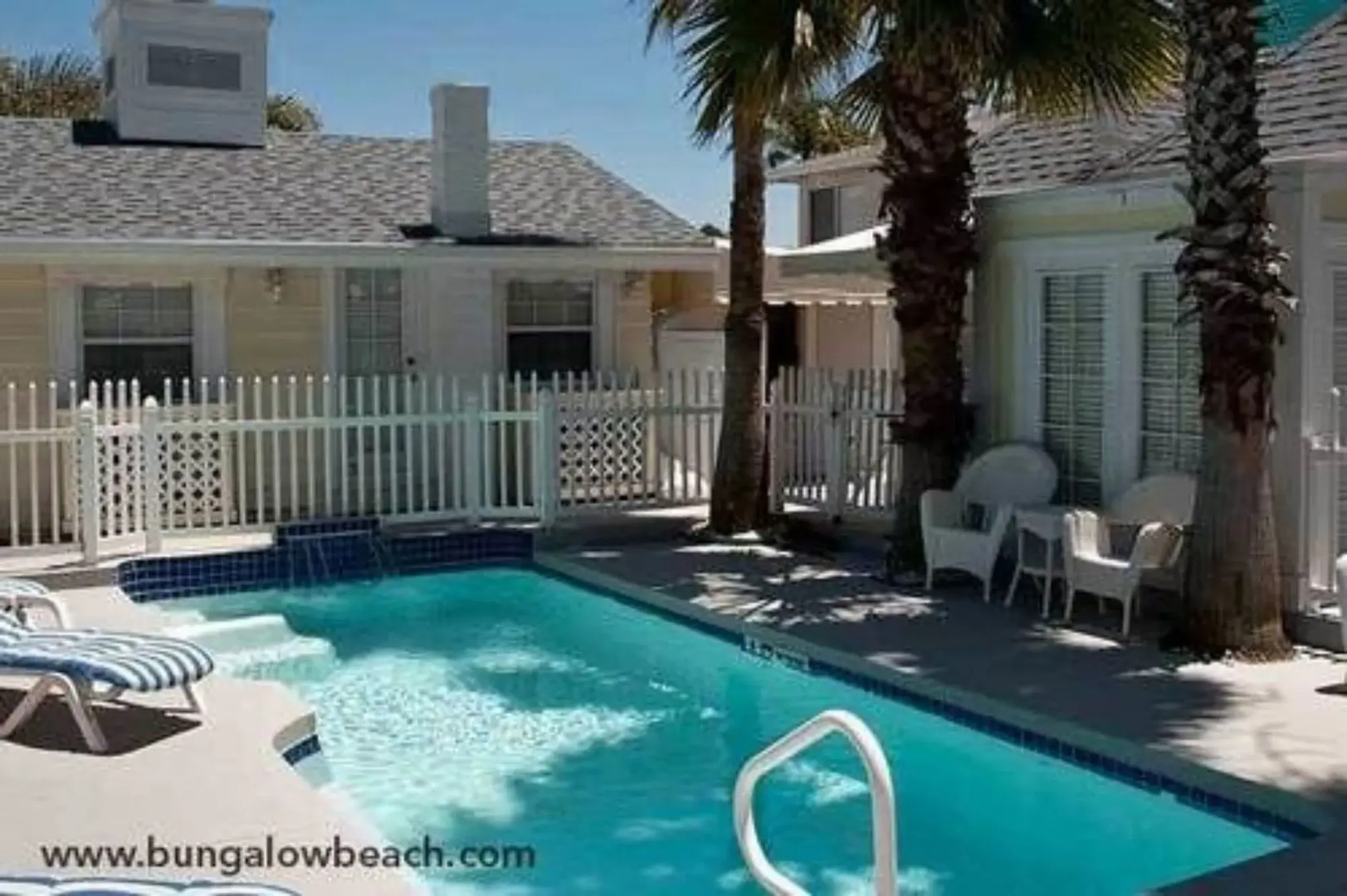 Bungalow Beach Resort