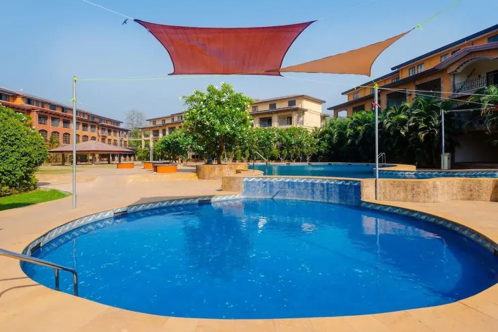 Capital O 35403 Discover Resorts