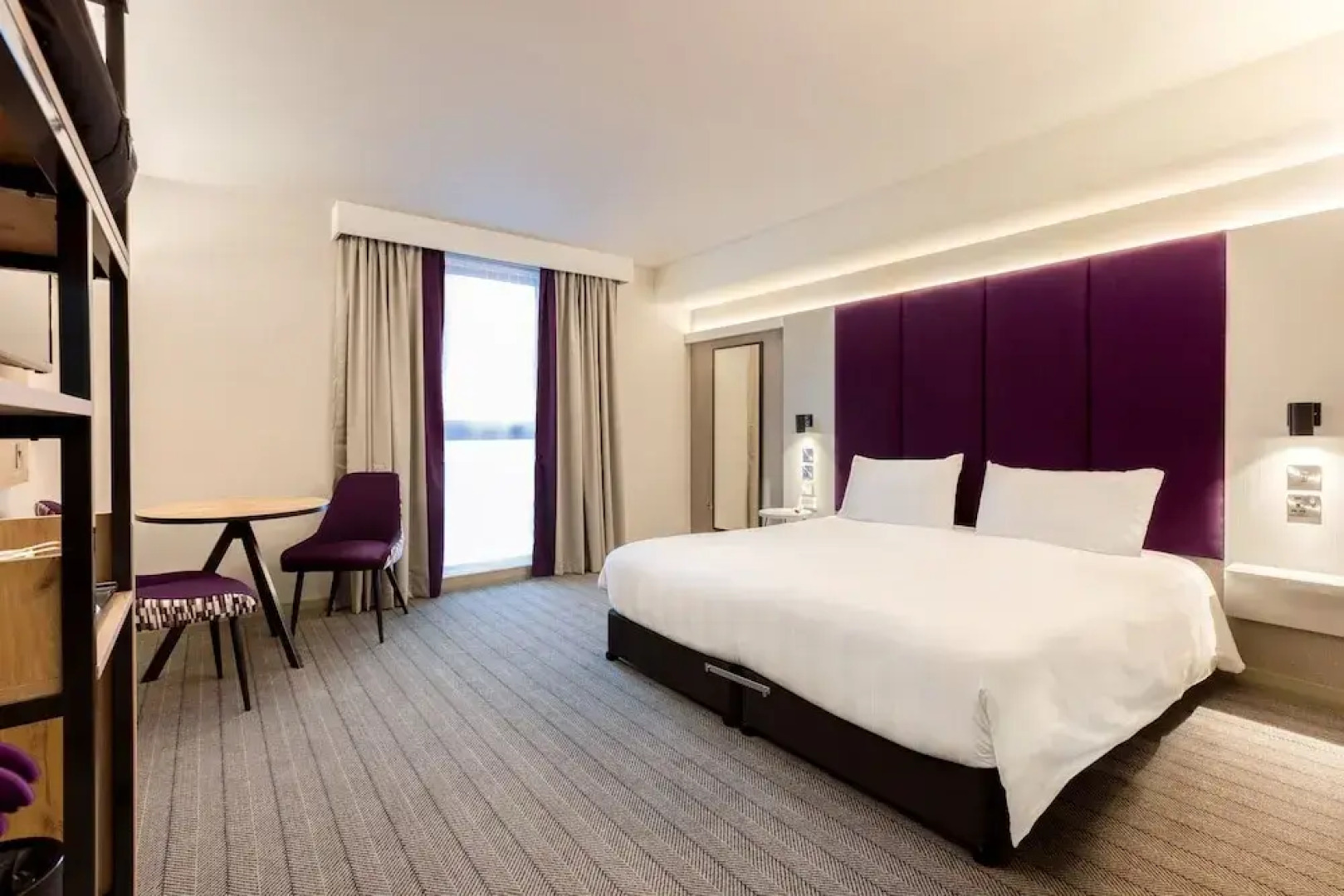 Premier Inn Wakefield South - M1 Jct39