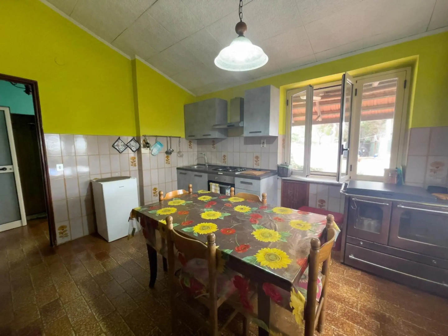 Prajola - Casa al mare, Palmi