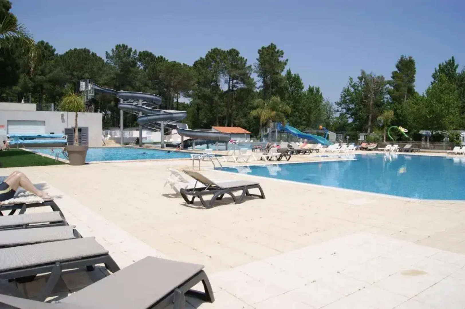 Mobilhomes De Pierrot