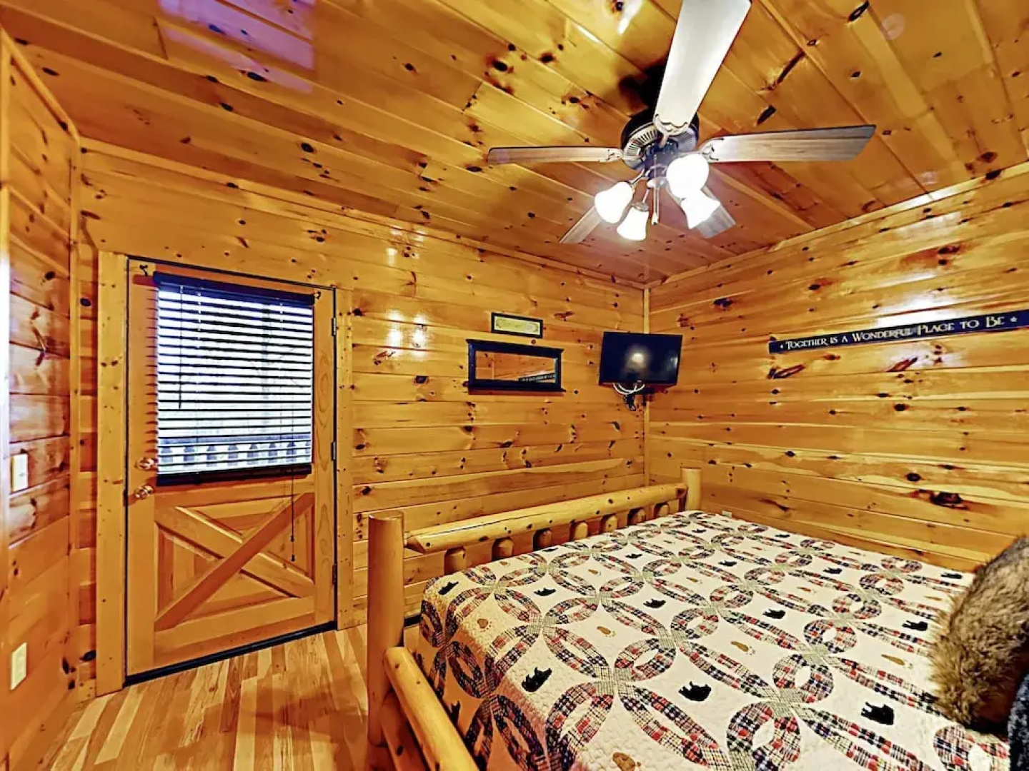 Upper Middle Creek Cabin Unit #27 3 Bedrooms 3 Bathrooms Cabin