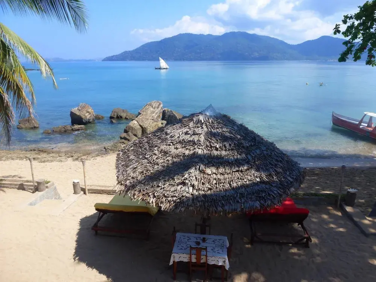 Floraly Komba Hôtel