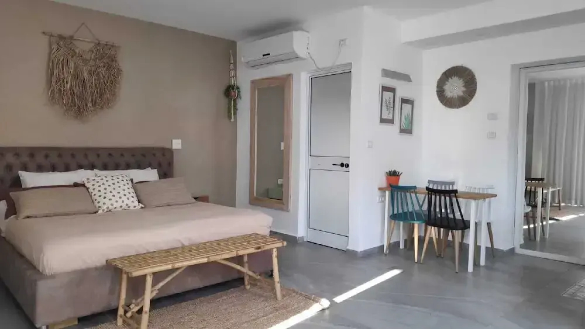 Chill Out Exclusive Suites