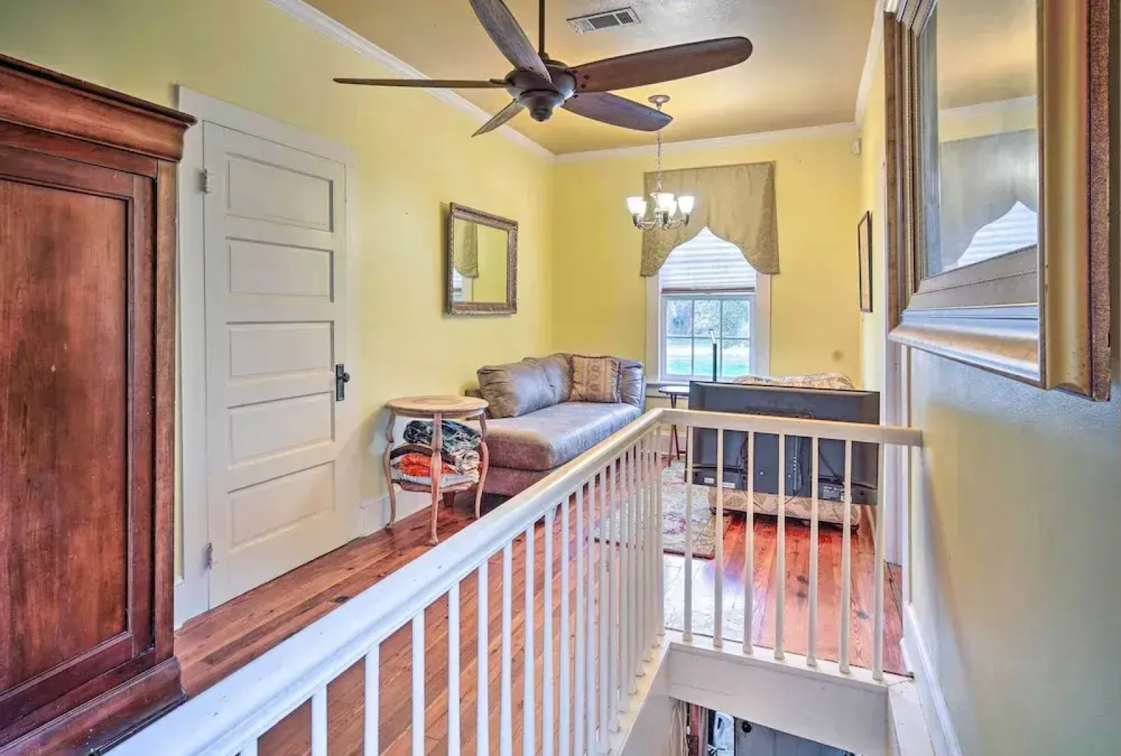 Vintage Louisiana Vacation Rental Home