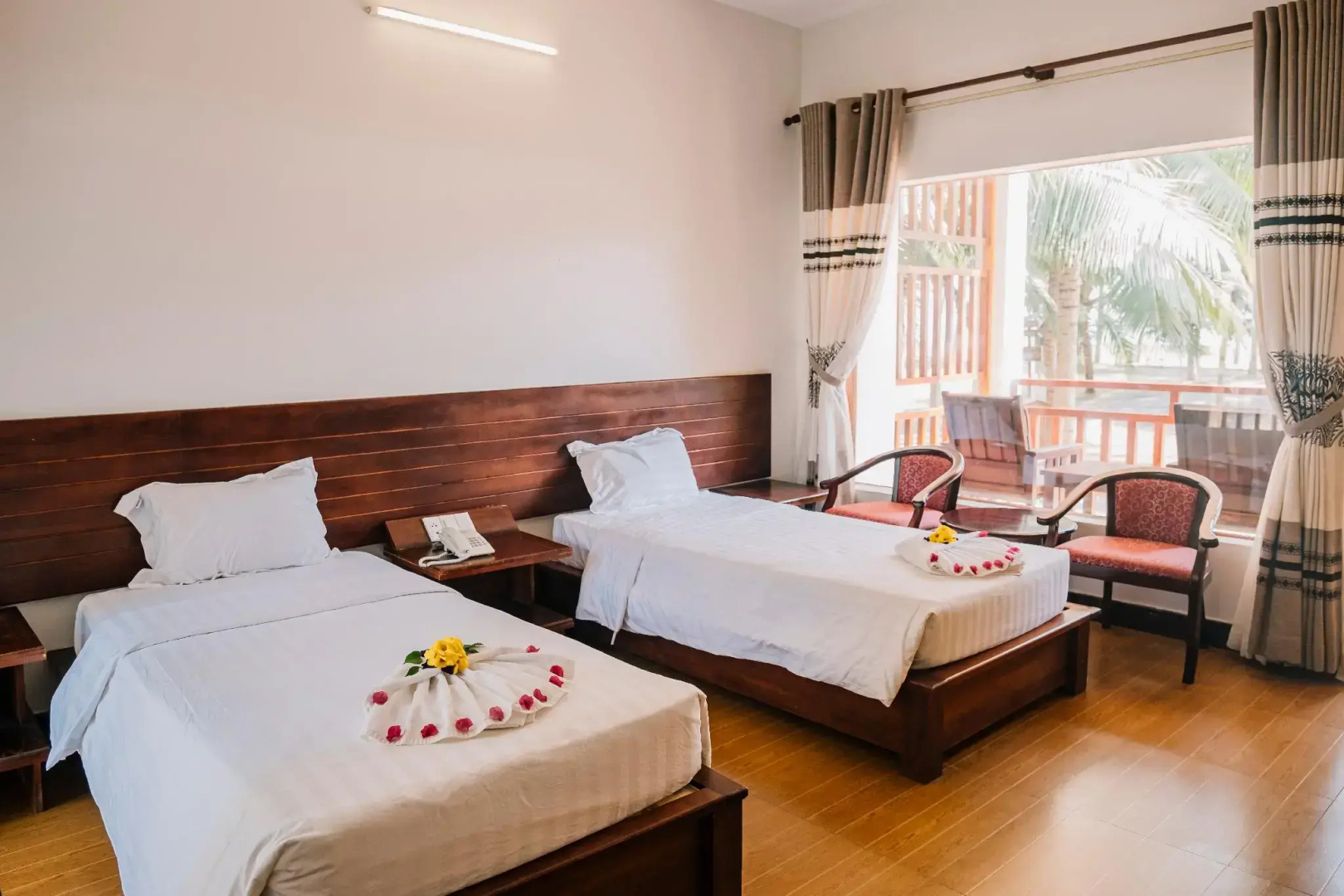 Dat Lanh Resort