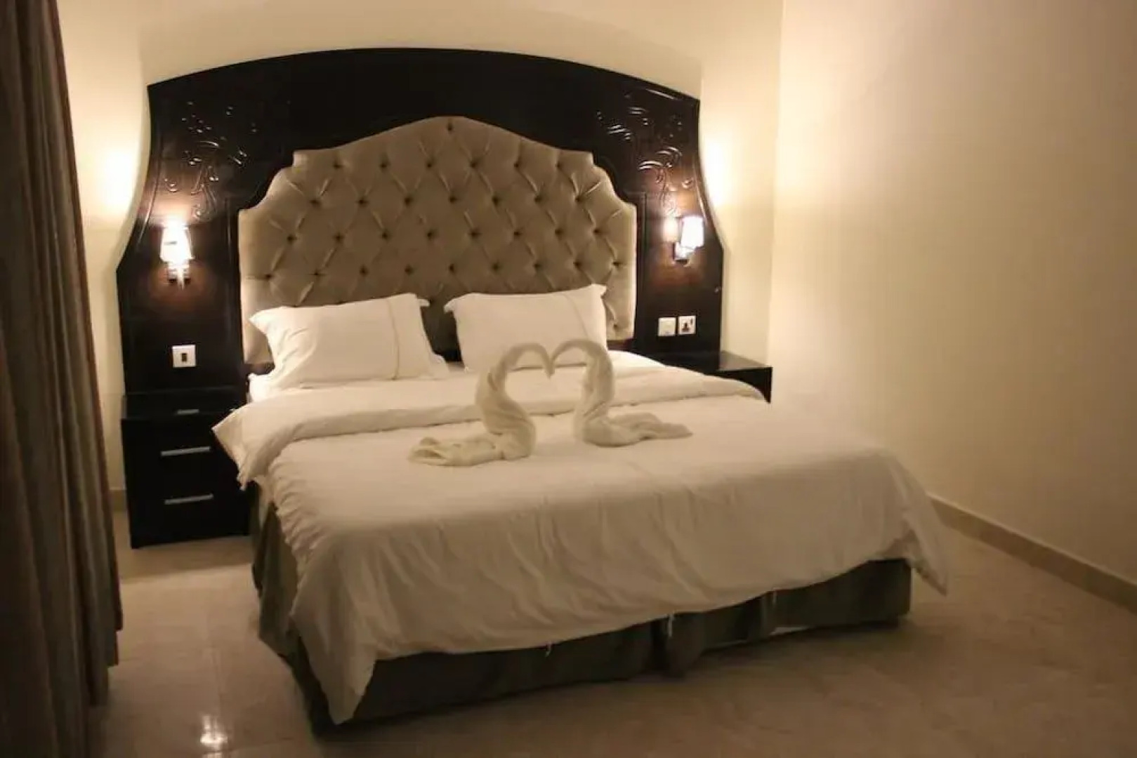 Grand Plaza Hotel Suites