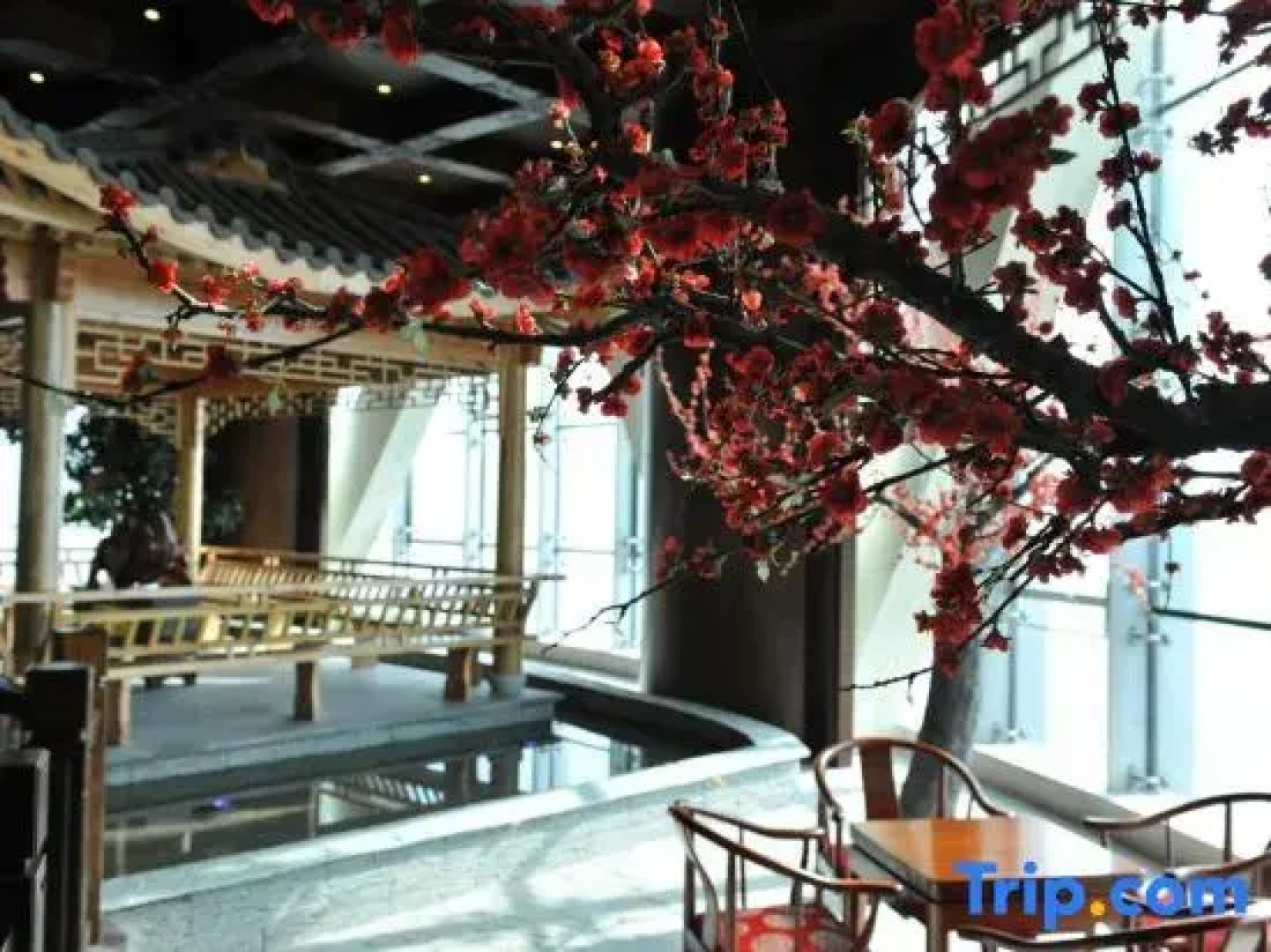 Long Wish Hotel International