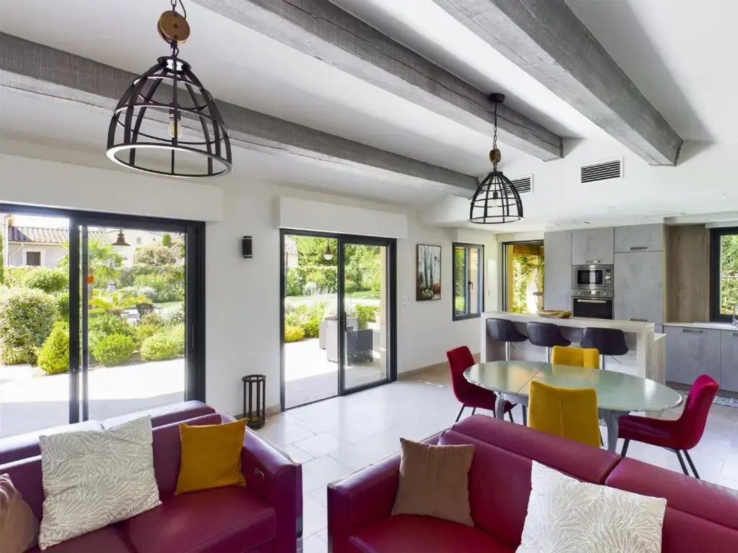 Maison Eygalières, 4 pièces, 6 personnes - FR-1-599-19