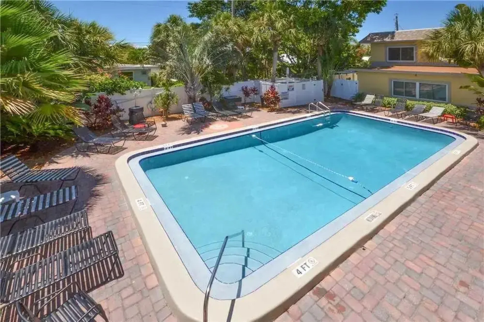 Waves 19 - Two Bedroom Condo