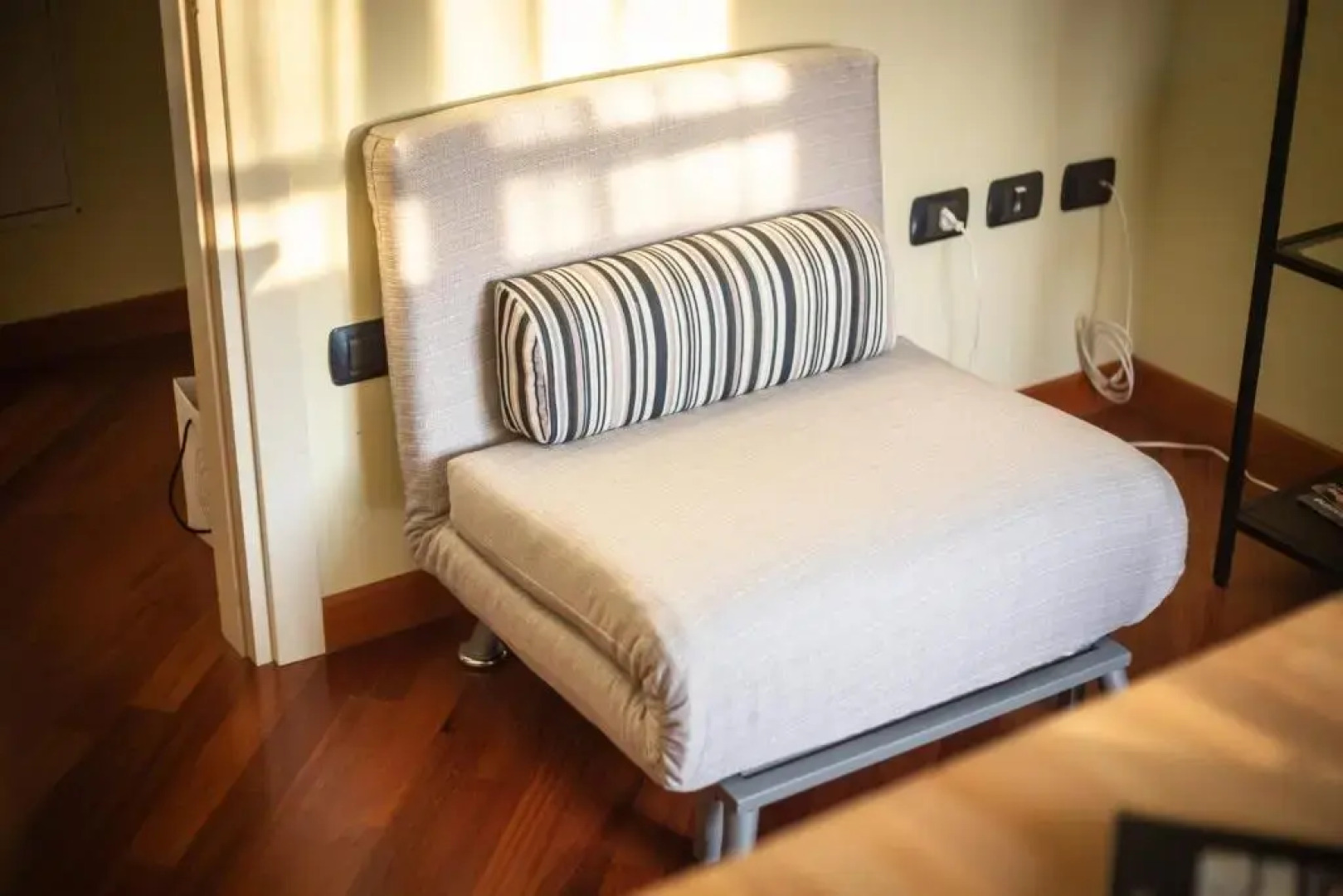 Cinematic Modern Flat, 100 mt da Ospedale