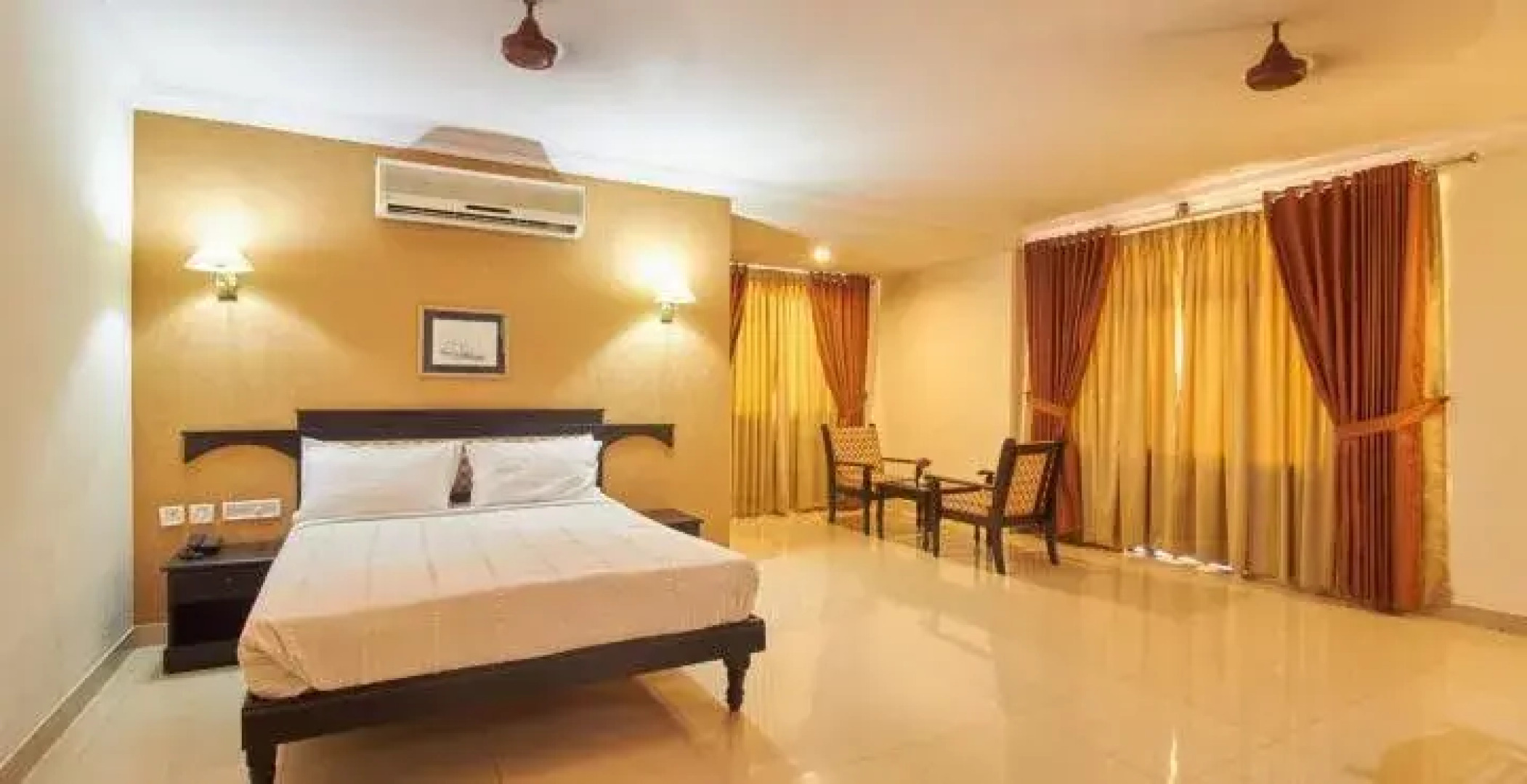 Hotel Varsha International