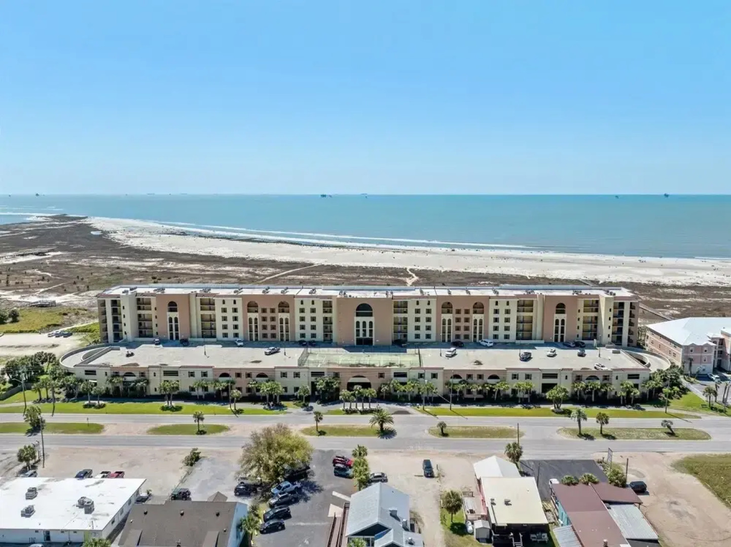 Wave Watcher - Holiday Isle #609 3 Bedroom Condo by RedAwning