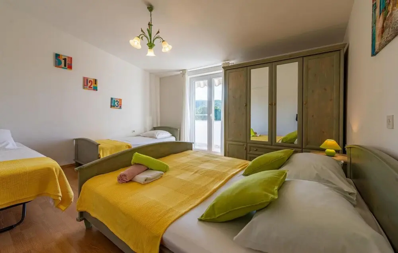 Nice Home in Pasman With 4 Bedrooms, Wifi and Outdoor Swimming Pool