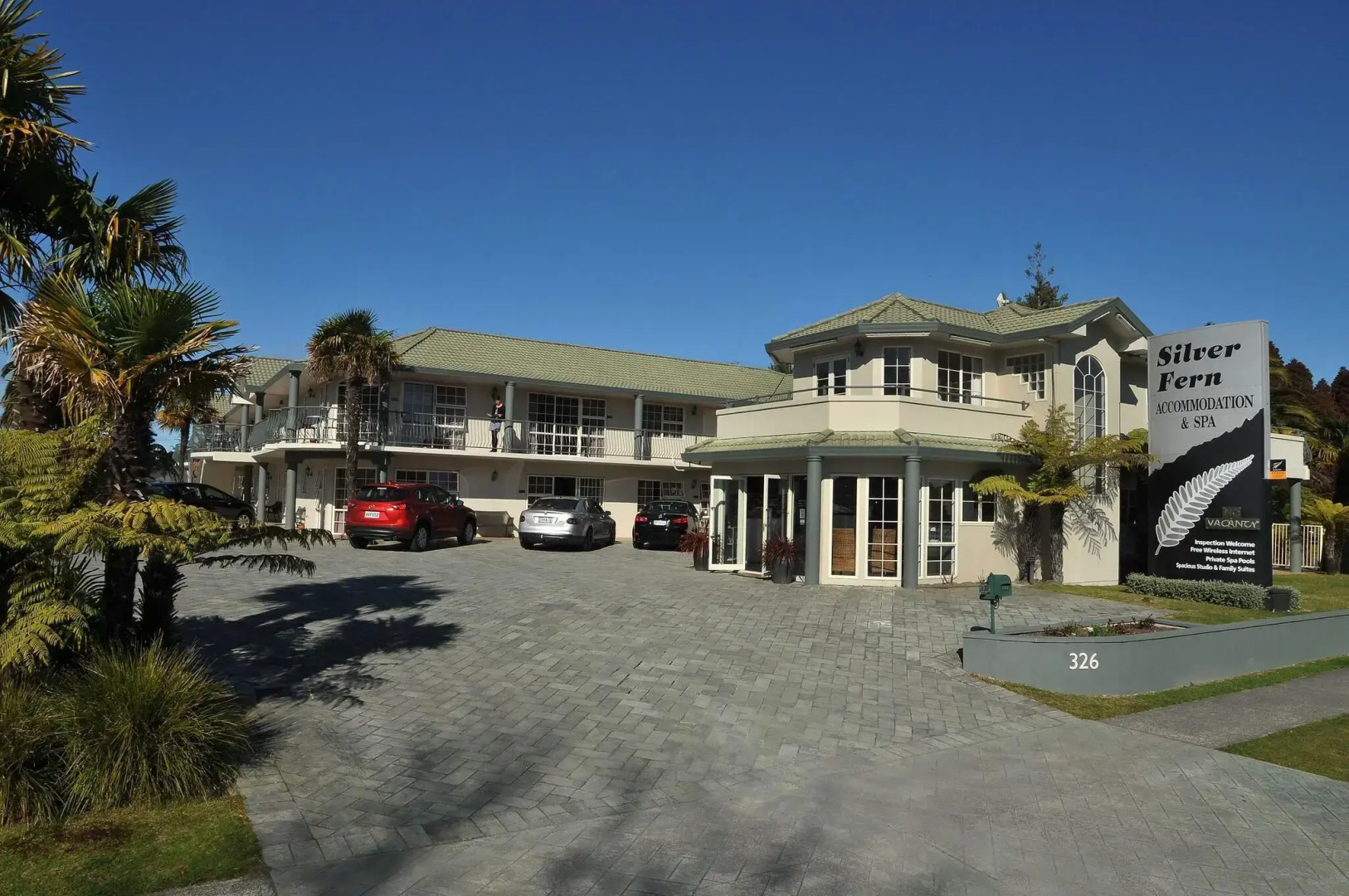 Silver Fern Rotorua Suites & Spa