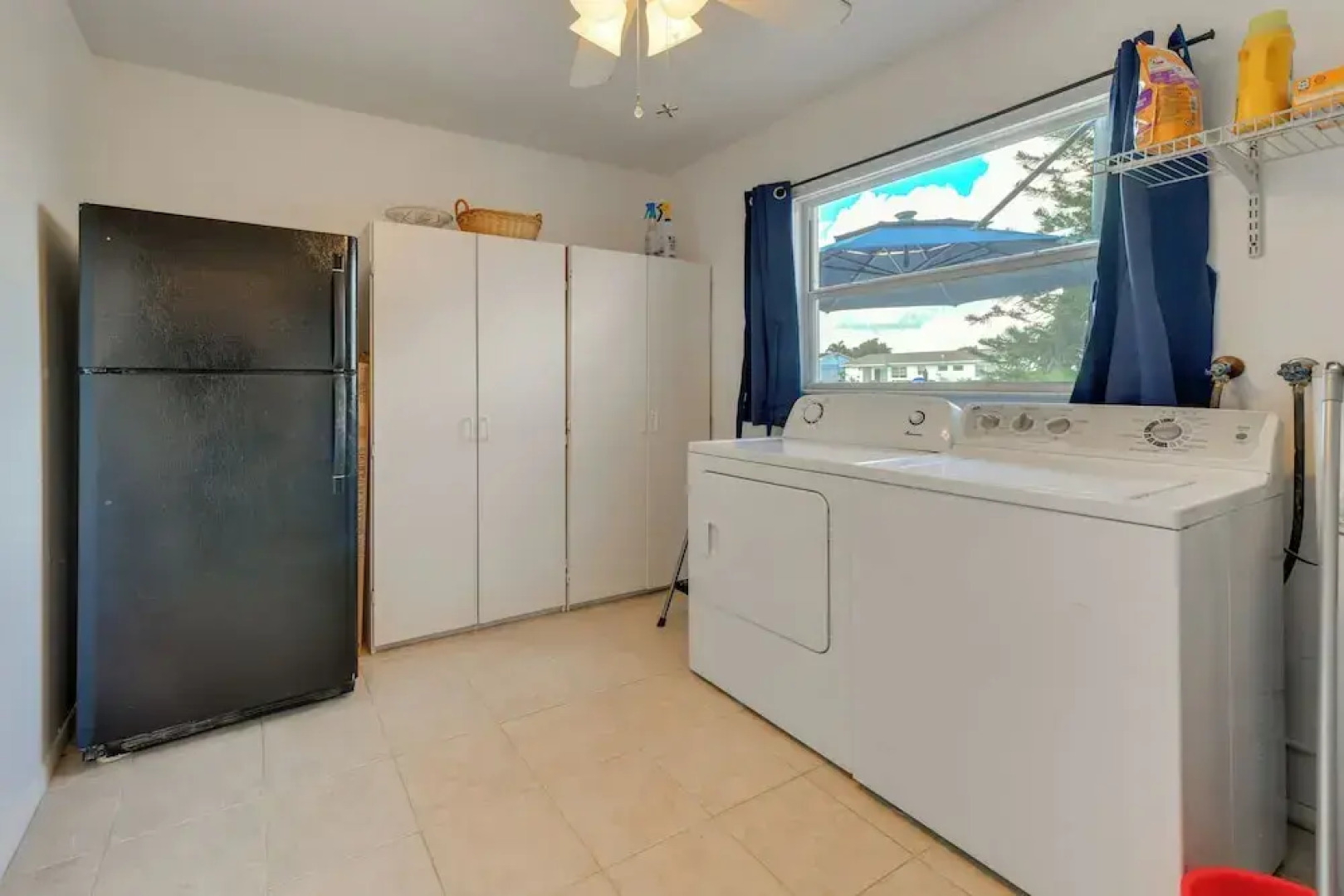 Canal-front Fishing & Pool: North Port Home