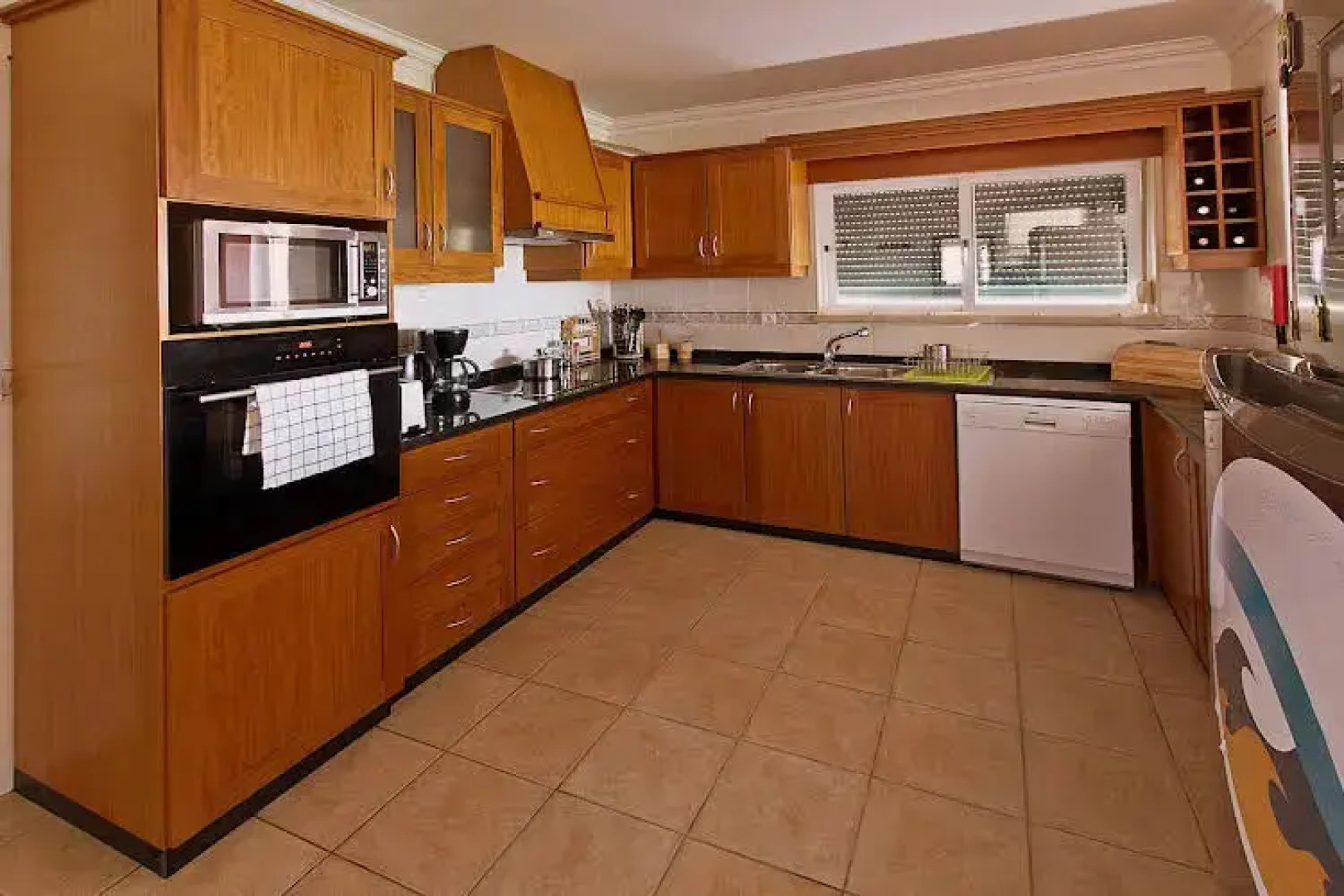 Almagreira Surf Hostel