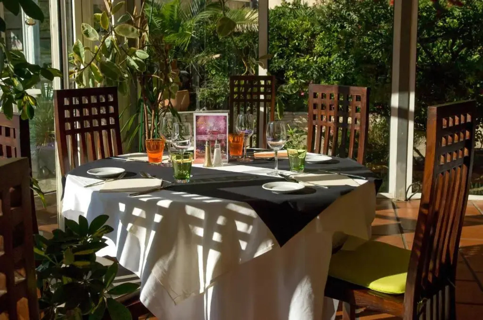 Hotel Phoebus Garden & Spa