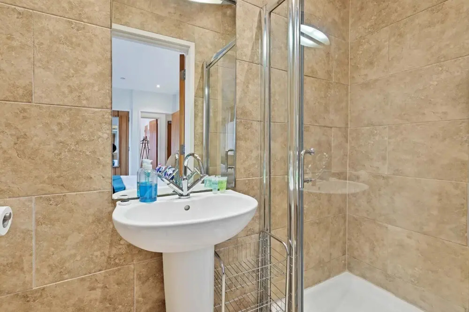 Chalk Cliff panoramic view apartment