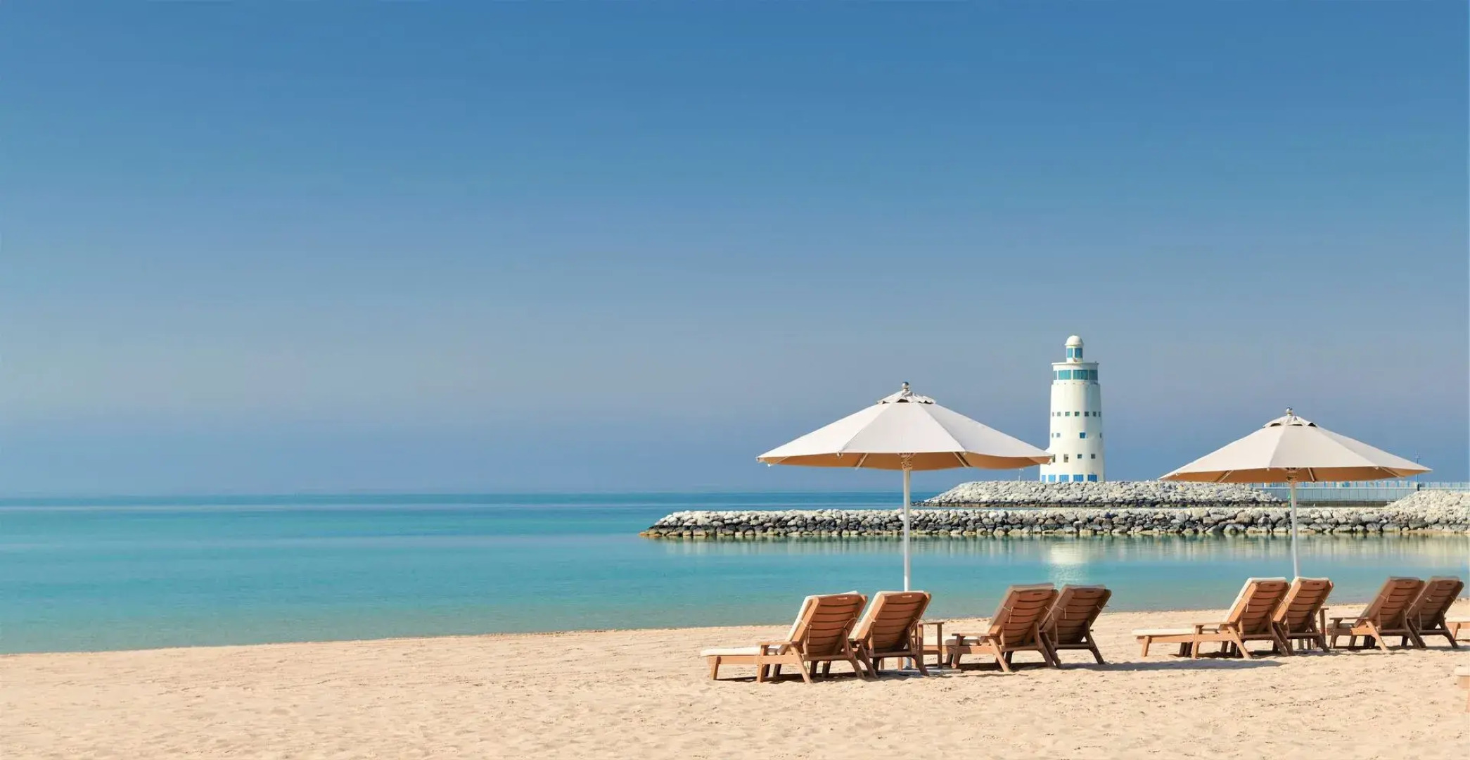 Hilton Salwa Beach Resort & Villas