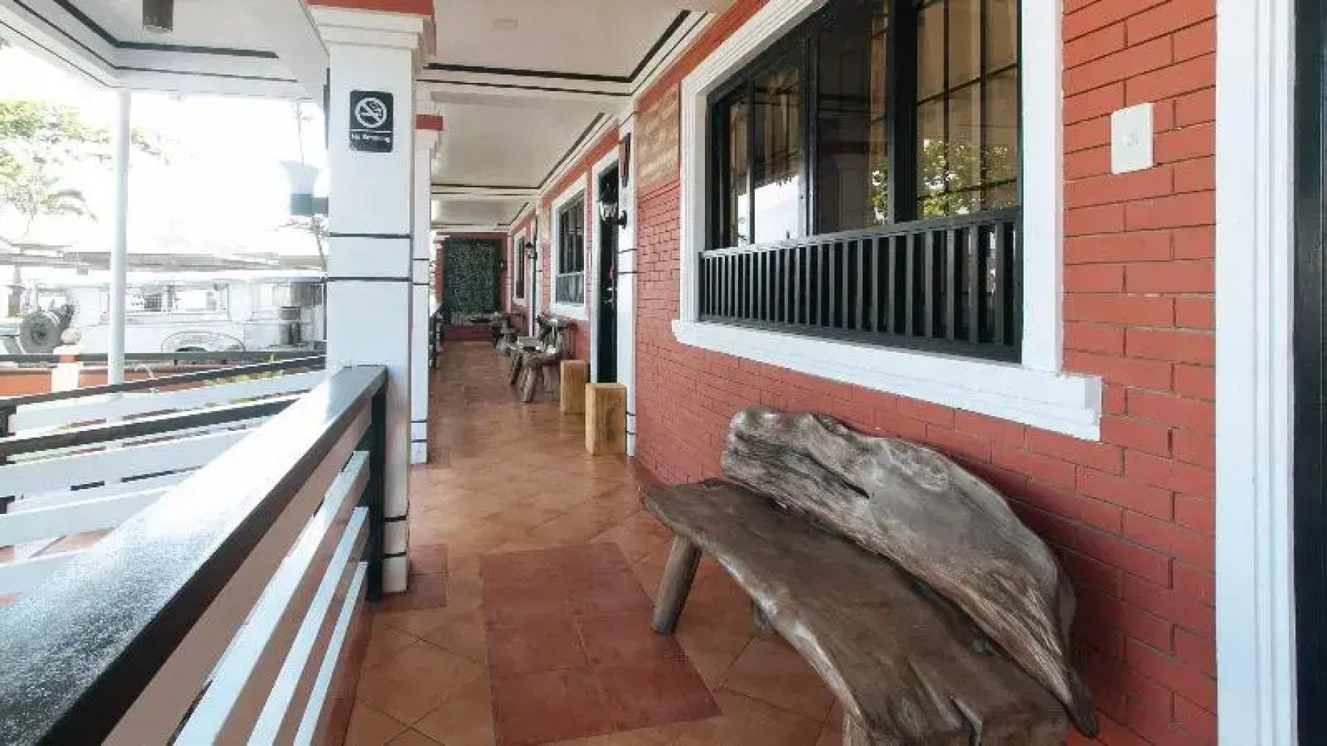 RedDoorz @ La Sefa Hotel and Resort Atimonan