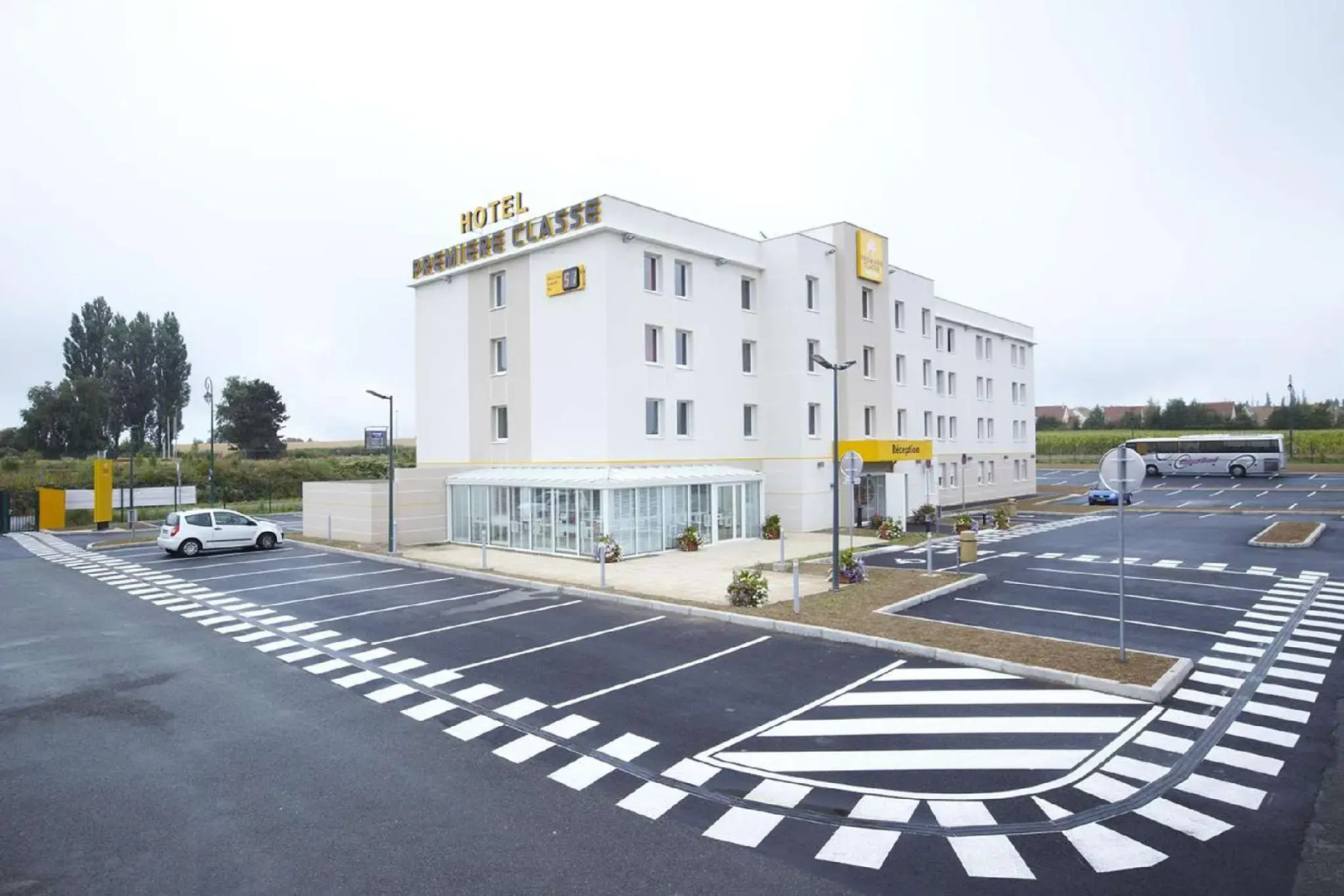 B&B HOTEL Saint-Witz Roissy