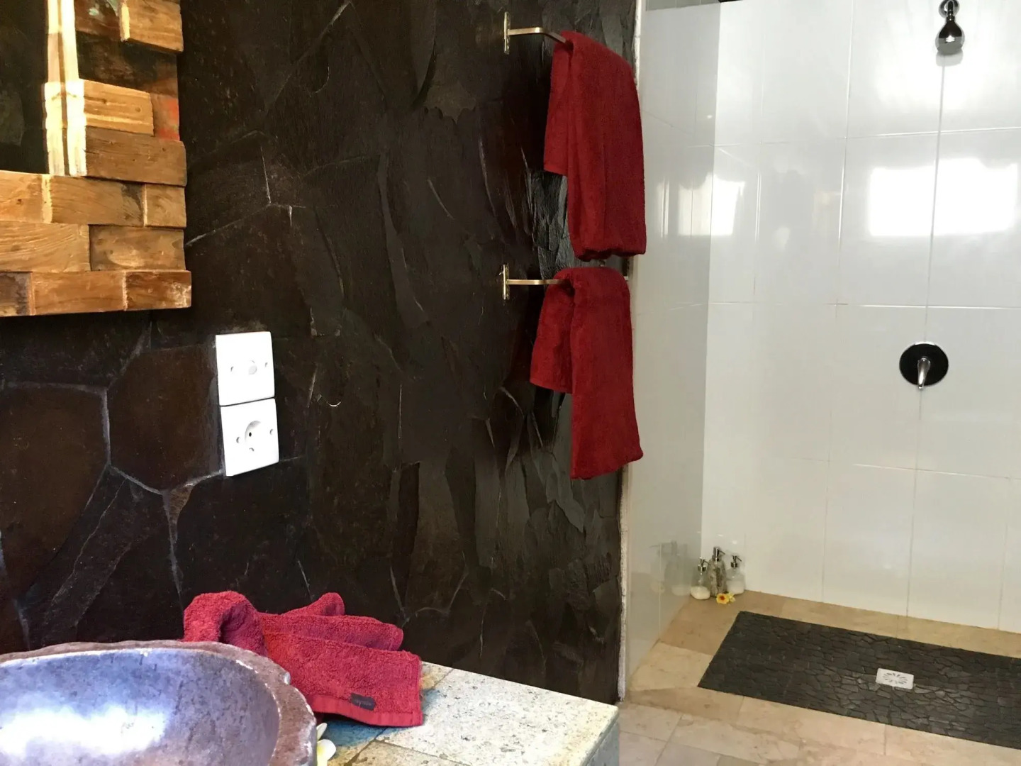 Twin Island Villas & Dive Resort